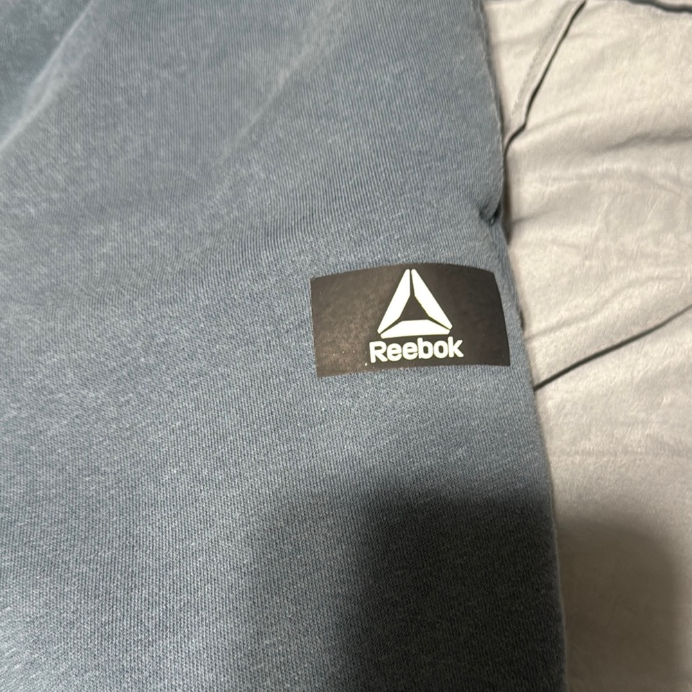 2 Pair Reebok Joggers - Picture 2 of 7